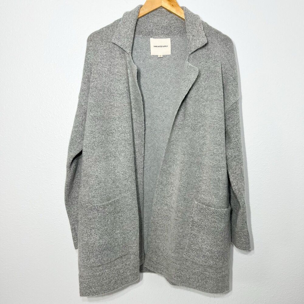Thread & Supply Cardigan Sweater Medium Gray Open Front Boxy Pocket Soft Comfy